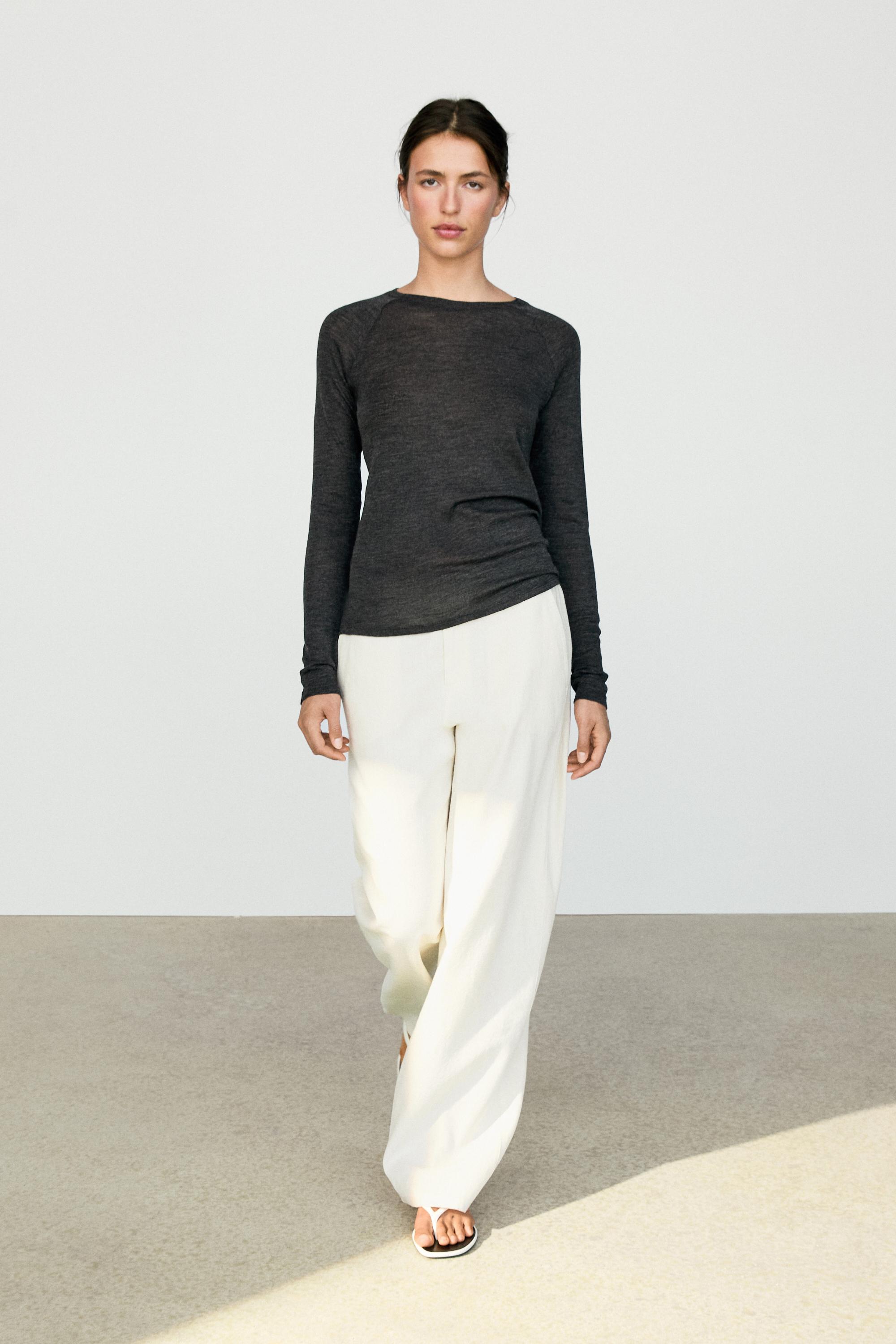 Wool T-shirt with raglan sleeves